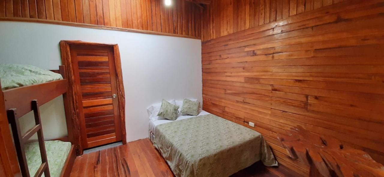 Guest House Great Hostels Amazon Puyo Esterno foto